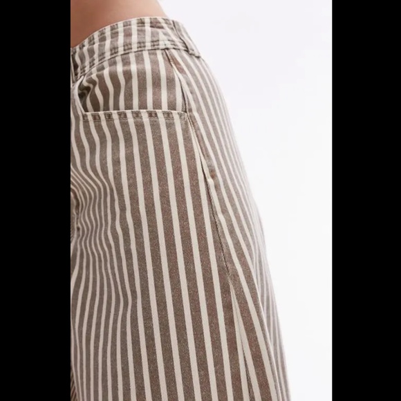 Topshop, Patchwork Stripe Long Denim Shorts in Brown - Picture 4 of 5